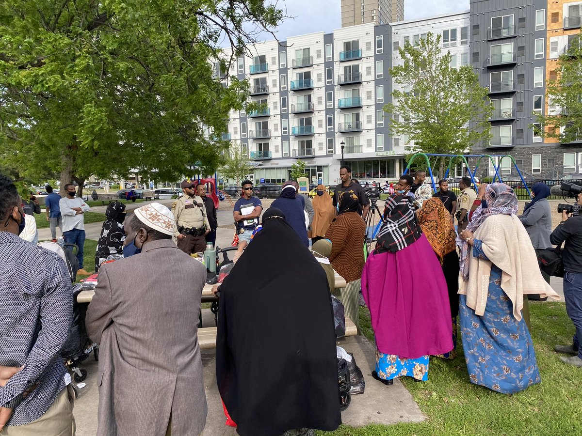 SomAmericanPA's tweet photo. This evening, the SAPA hosted a Crime Awareness listening session to address the surge of crime related activities in the Somali community. Our mission is hear the voices and concerns of our community members, build rapport, and safeguard our communities. https://t.co/bbRCqPIZfd