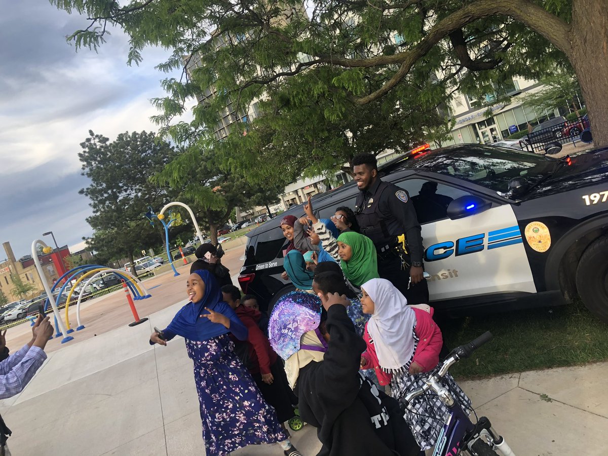 SomAmericanPA's tweet photo. This evening, the SAPA hosted a Crime Awareness listening session to address the surge of crime related activities in the Somali community. Our mission is hear the voices and concerns of our community members, build rapport, and safeguard our communities. https://t.co/bbRCqPIZfd