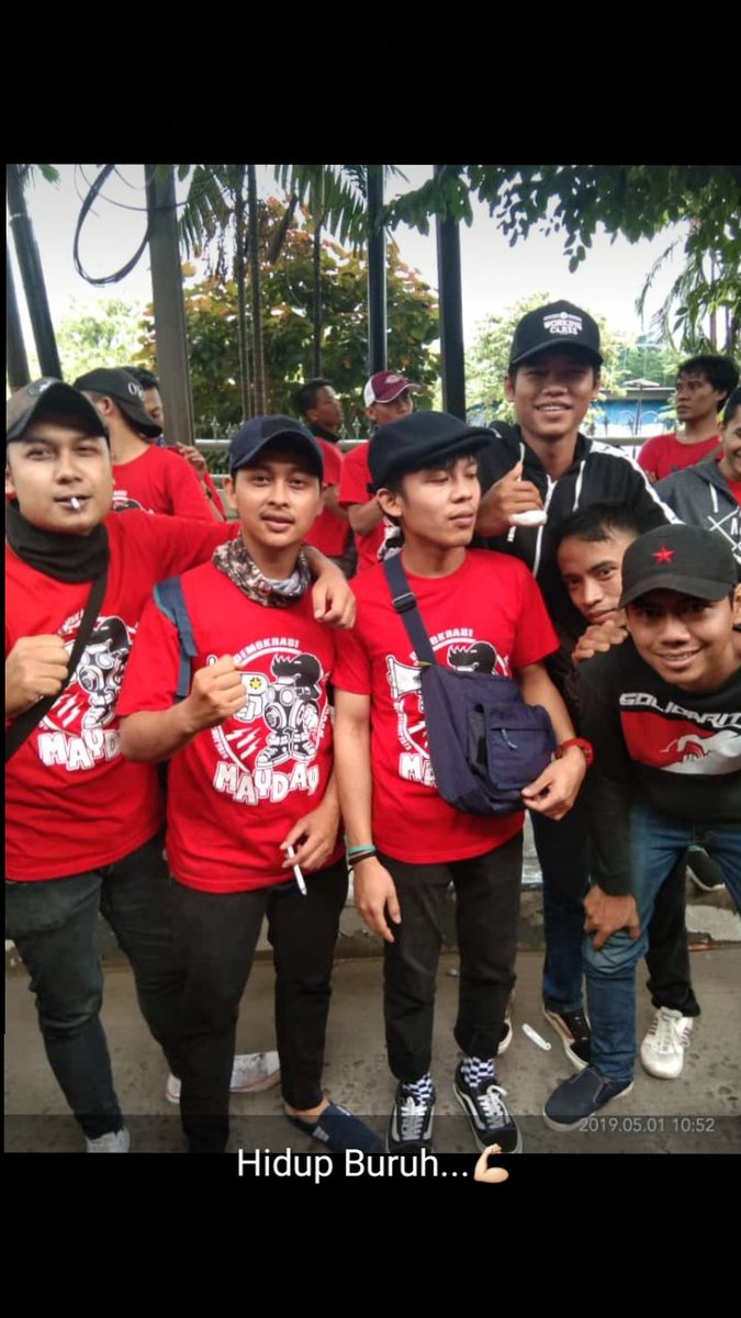 andiessc's tweet photo. Sampai tuntutannya kita di penuhi dan menang.
#BoikotAice_EsKirim_China https://t.co/cw5sb5al4z