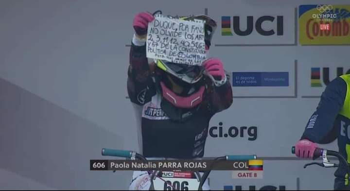 Movimiento Naranja Cali on Twitter: "Que tal que Egan Bernal se gane el Giro de Italia y saque un mensaje similar al de Paola Natalia Parra, ¿será que estoy pidiendo mucho? jajaja…