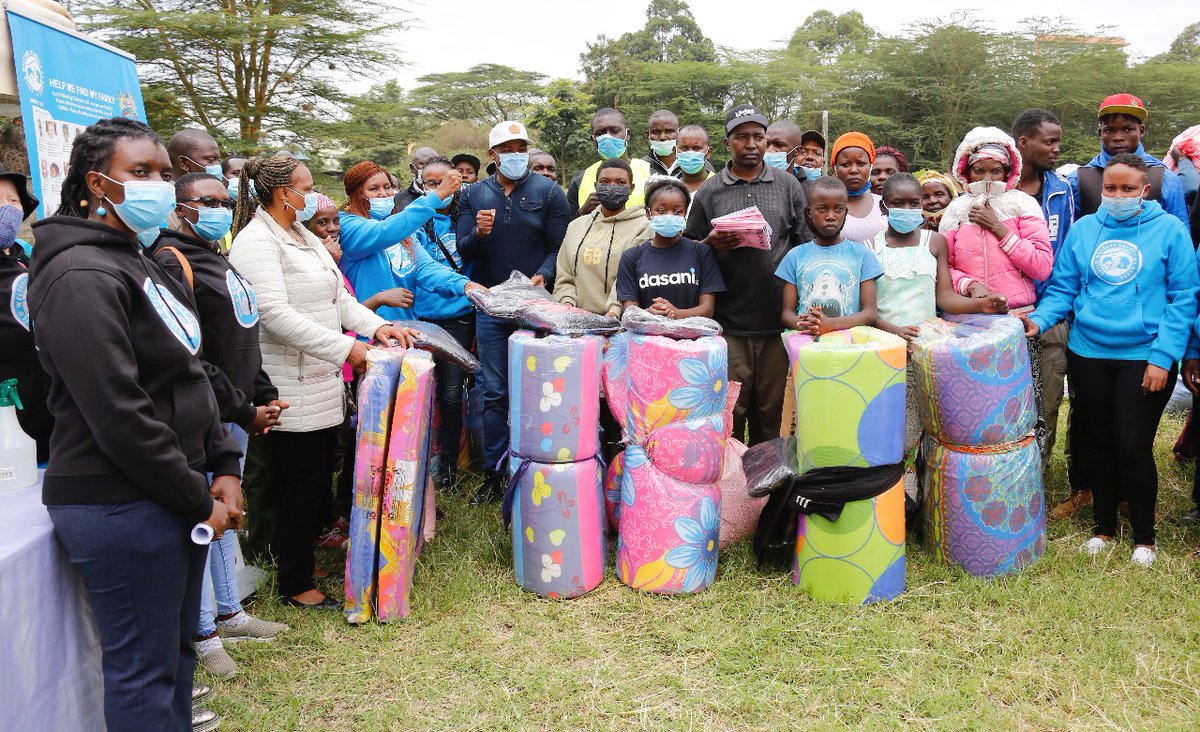 kiratu33's tweet photo. Yesterday morning when Hon Generali Nixon Korir extended a helping hand to the victims of floods in the Constituency.. @nixon_korir 

#GeneraliTanoTena🔥🔥🔥

#TutazidiKutenda💪💪 https://t.co/1KSnc8lHcG