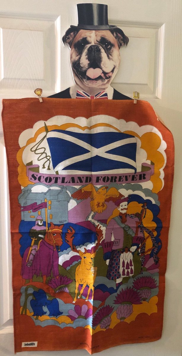 WatsonsVintage's tweet photo. This rather funky vintage linen tea towel will make an INCREDIBLE retro wall hanging available in my #etsyshop : RARE Circa 1970s 'Scotland Forever' Linen Tea Towel By Helenware #FunkyDesign #CollectablePiece #RetroWallHanging https://t.co/rljZ1YOsb7 #EarlyBiz #Scotland #Linen https://t.co/3NB7Pz4y5y