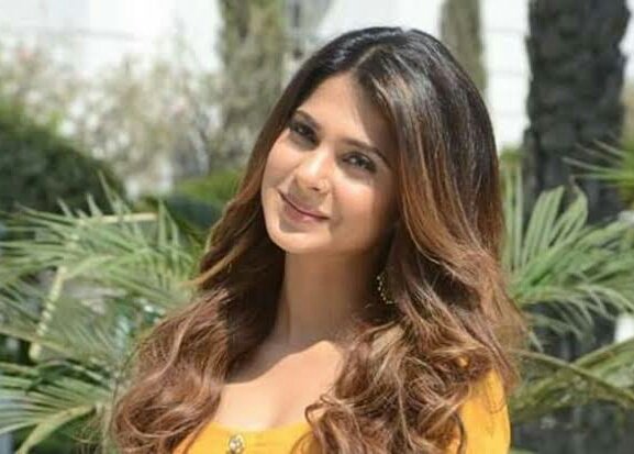 NidhiiTweets_'s tweet photo. one of best ITV actress ever. Beauty, talent, dignified, Down to earth..... every quality a true celeb can have.

#HappyBirthdayJenniferWinget @jenwinget ✨ https://t.co/Djfh8mf79r