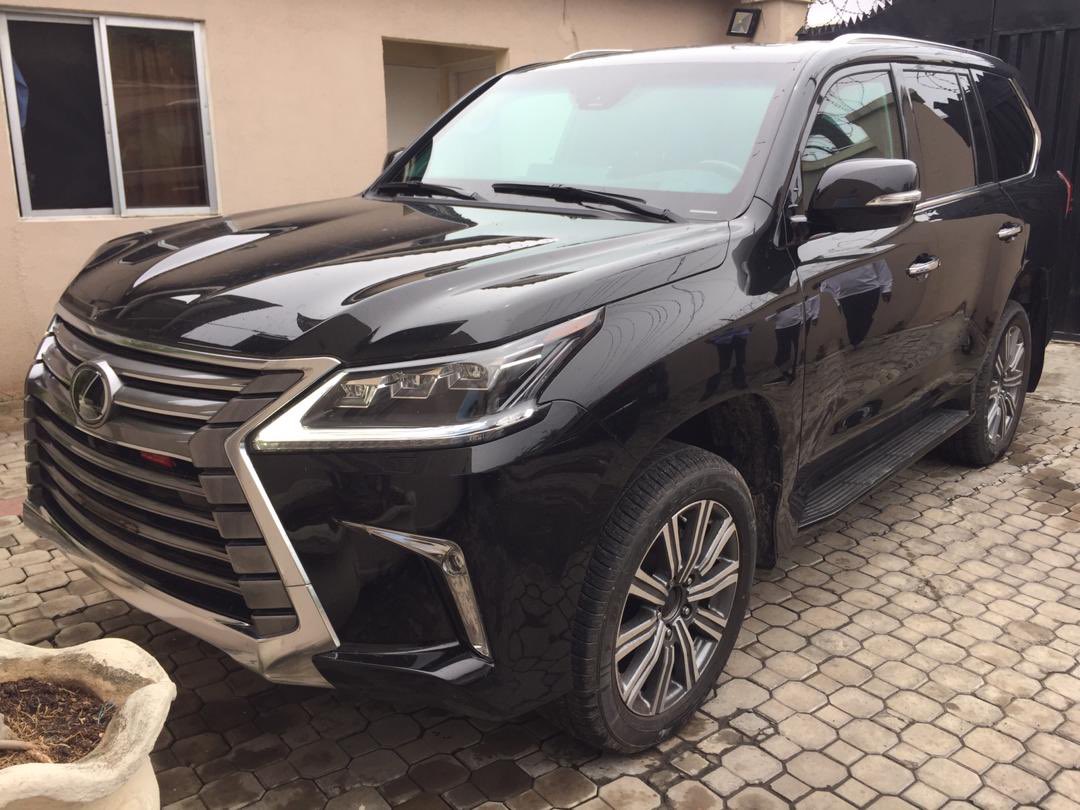 echidiimemotors's tweet photo. Fullest Option Lexus LX570 with bullet proof. Year :2019. Price :#170million. #ichie @mr_geff1 @opekingfrosh https://t.co/W5bpuocIt3