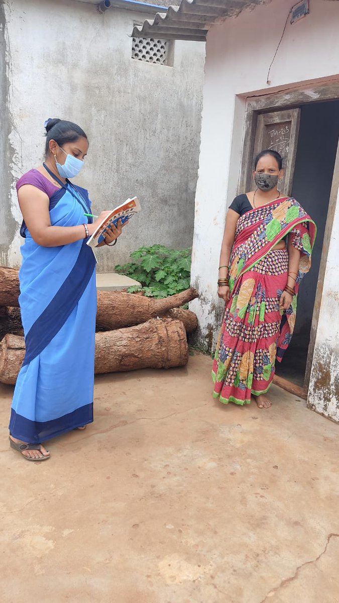 dmkoraput's tweet photo. କୋରାପୁଟ ଜିଲ୍ଲାର ଗ୍ରାମାଞ୍ଚଳ ଓ ସହରାଞ୍ଚଳର ବସ୍ତିର ଘରକୁ ଘର ବୁଲି ଆଶା ଓ ଅଙ୍ଗନବାଡିଙ୍କ ଦ୍ବାରା ସ୍ବାସ୍ଥ୍ୟ ସମ୍ବନ୍ଧୀୟ ସର୍ଭେ ଅଭିଯାନ ଜାରି ରହିଛି । ଏଥିରେ ସମସ୍ତେ ସହଯୋଗ କରନ୍ତୁ। #OdishaCares @CMO_Odisha @HFWOdisha @WCDOdisha https://t.co/VPrn4huNy5