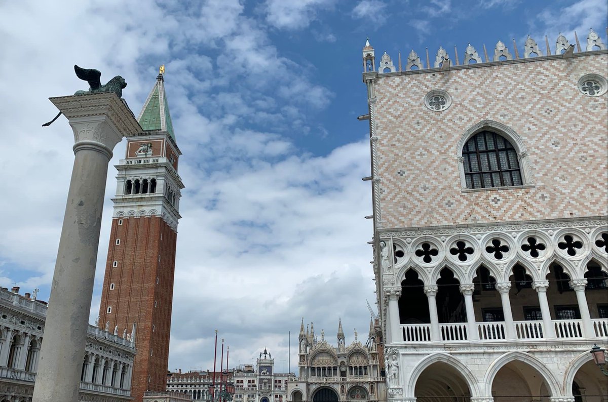 federicalucche5's tweet photo. Potrei dire a quell'attimo:
'Fermati dunque, sei così bello!'
#JWGoethe #Faust
#venezia https://t.co/JIFcHYKut2