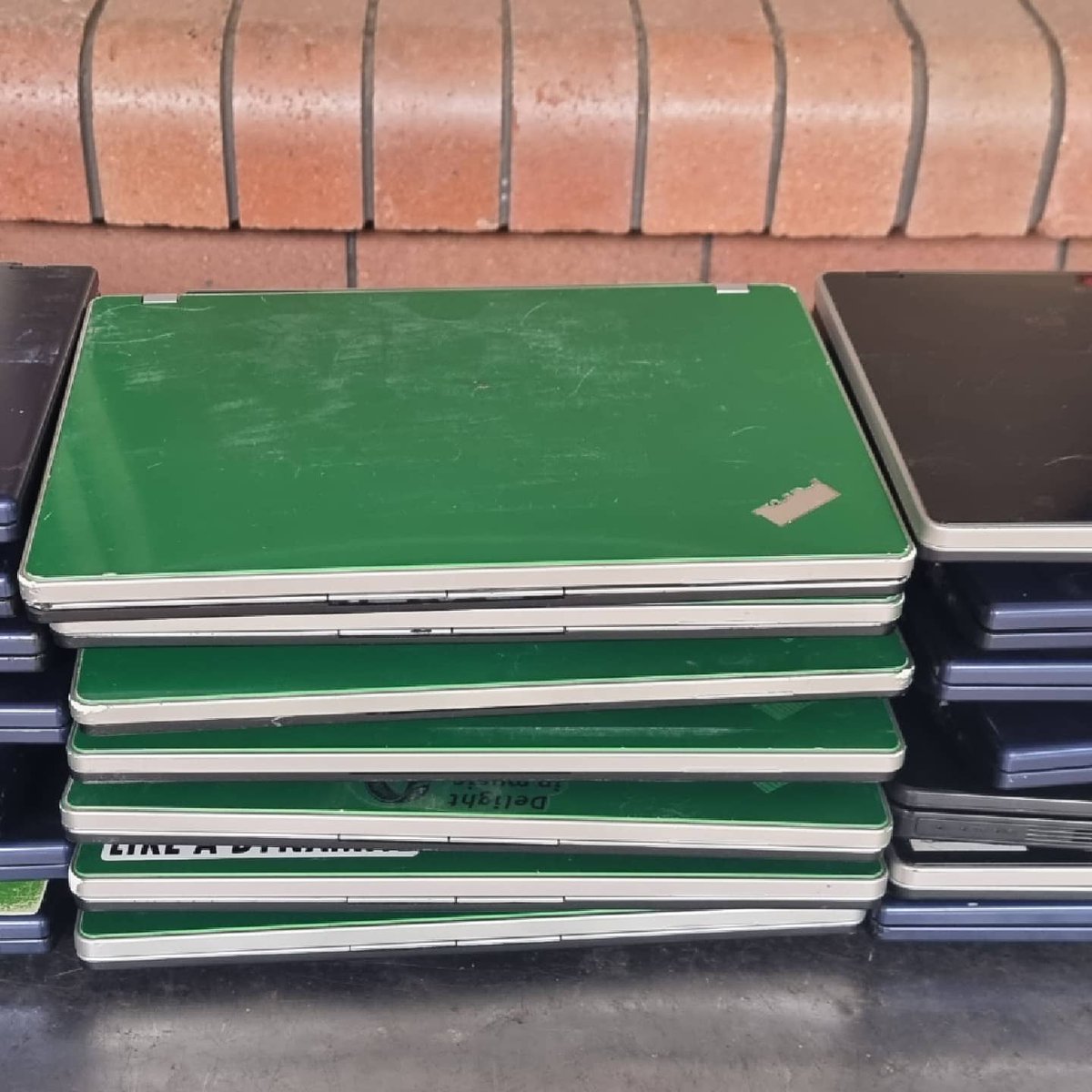UpcycledTech's tweet photo. Purple... Green... Black...
120 of them, we collected this month and so far this year we had the best month (may) more than 200+ devices. https://t.co/E35zFv0RTI