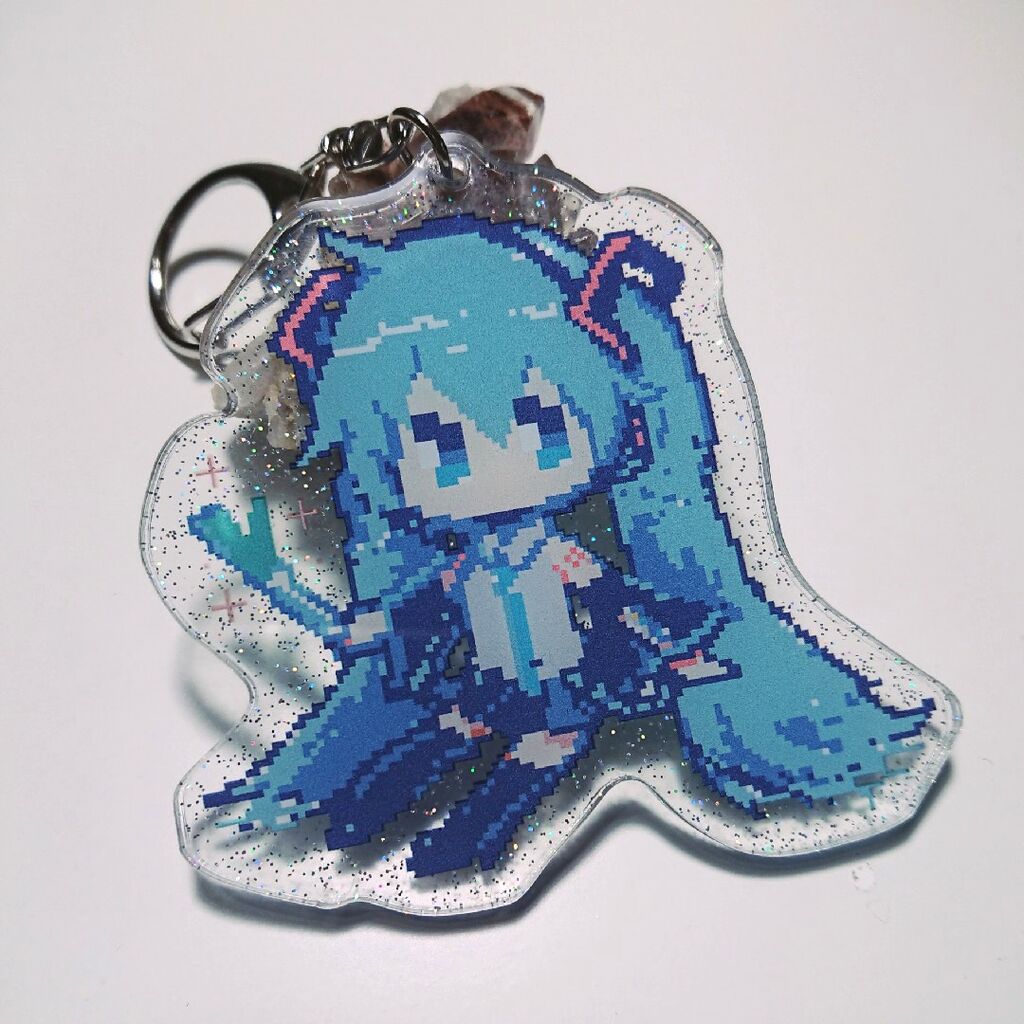 初音ミク 「告知です
はじめてのプレゼント企画🌠
魔法ネギ✨ミクさんアクキーを1名様に
�」|鈴虫のイラスト