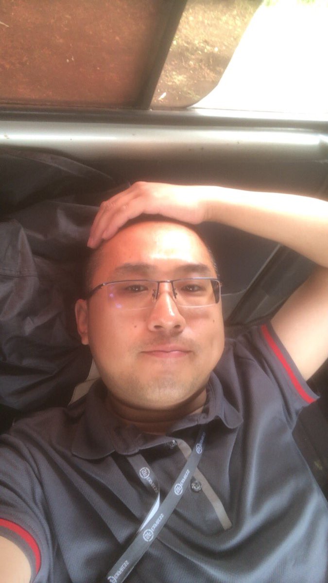 luobo0808's tweet photo. 已经黑的没法见人了😂哈哈哈哈 https://t.co/4CDbbEyPUB