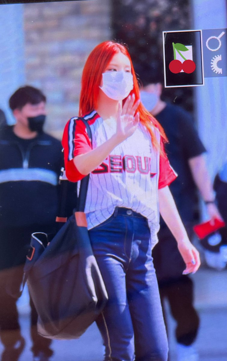 Yeji_Fan's tweet photo. 210530 퇴근 프리뷰

행복지수 만땅😍

#ITZY  #있지  #YEJI  #예지 
@ITZYofficial https://t.co/FHa9AWsZuD