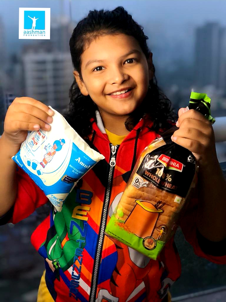 anupriyaakujur's tweet photo. 1st quarter campaign of Milk+bread with Jared successfully completed by @aashmanfoundation by feeding 2021children with milk and bread. Thanks to our Child Brand Ambassador  @jared_savaille.official #teamaashmanfoundation #jaredsavaille #milkplusbreadwithjared #aashmanfoundation https://t.co/vewalZOHDU