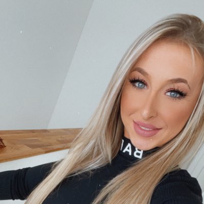 #NeuesProfilbild https://t.co/4HhaqGK0c1<a href="/tag/neuesprofilbild"class="tags">#NeuesProfilbild</a>