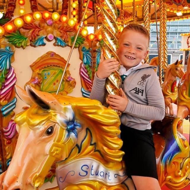 yorkspringfair's tweet photo. Our competition winner Connor Witty said he had a fabulous time on our funfair!  He was part of our Opening Ceremony with his grandfather Roy with the steam traction engine! 🚂
#funfair #yorkspringfair #york #bankholiday #bankholidayweekend
@HelloYorkshire @VNYorkshire https://t.co/S4TOTiu4BS