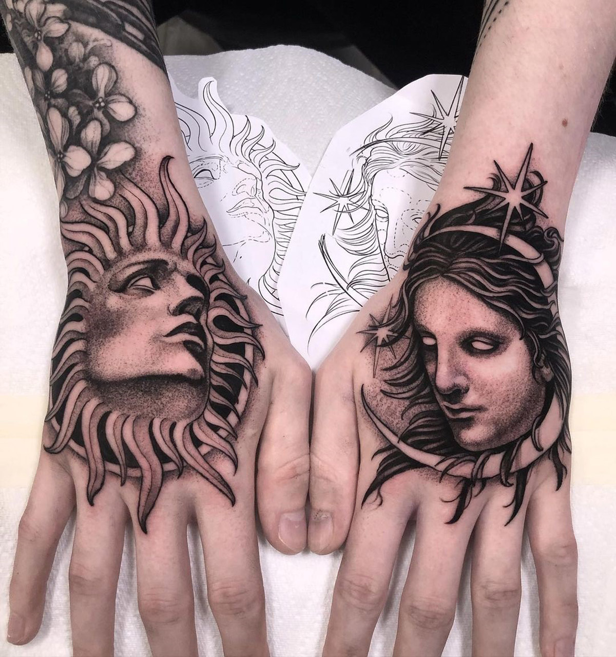 Tattoo Ideas Sun Amp Moon Hand Tattoos By Andre V Fantini An Artist Based In Dublin Ireland T Co Tniehwkh3j T Co Yutx1qdgg1 Twitter