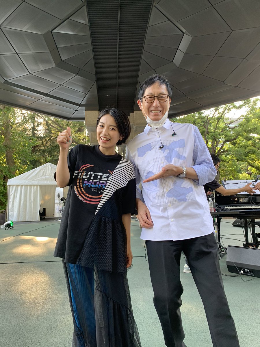 Miwaスタッフ 公式 雨が明けた青空と爽やかな緑の中 Don T Cry Anymoreとヒカリヘを 武部さんピアノと Miwaのアコギで伸びやかに歌い上げました 素敵 日比谷音楽祭21 Miwa 武部聡志 Miwaスタッフ 公式 雨が明けた青空と爽やかな緑の中 Don T Cry Anymoreとヒカリヘを 武部さんピアノと Miwaのアコギで伸びやかに歌い上げました 素敵 日比谷音楽祭21 Miwa 武部聡志