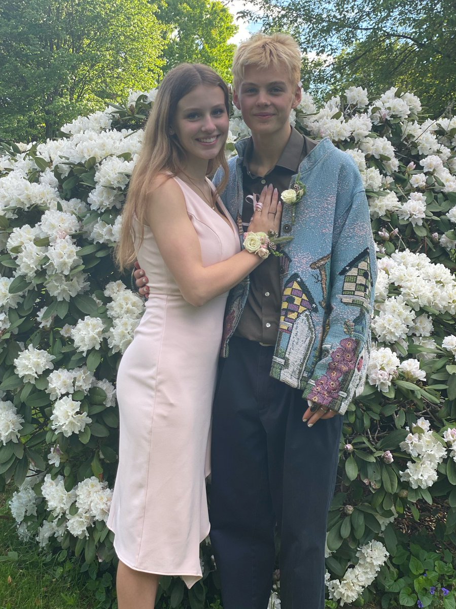 hannahdeene tweet media