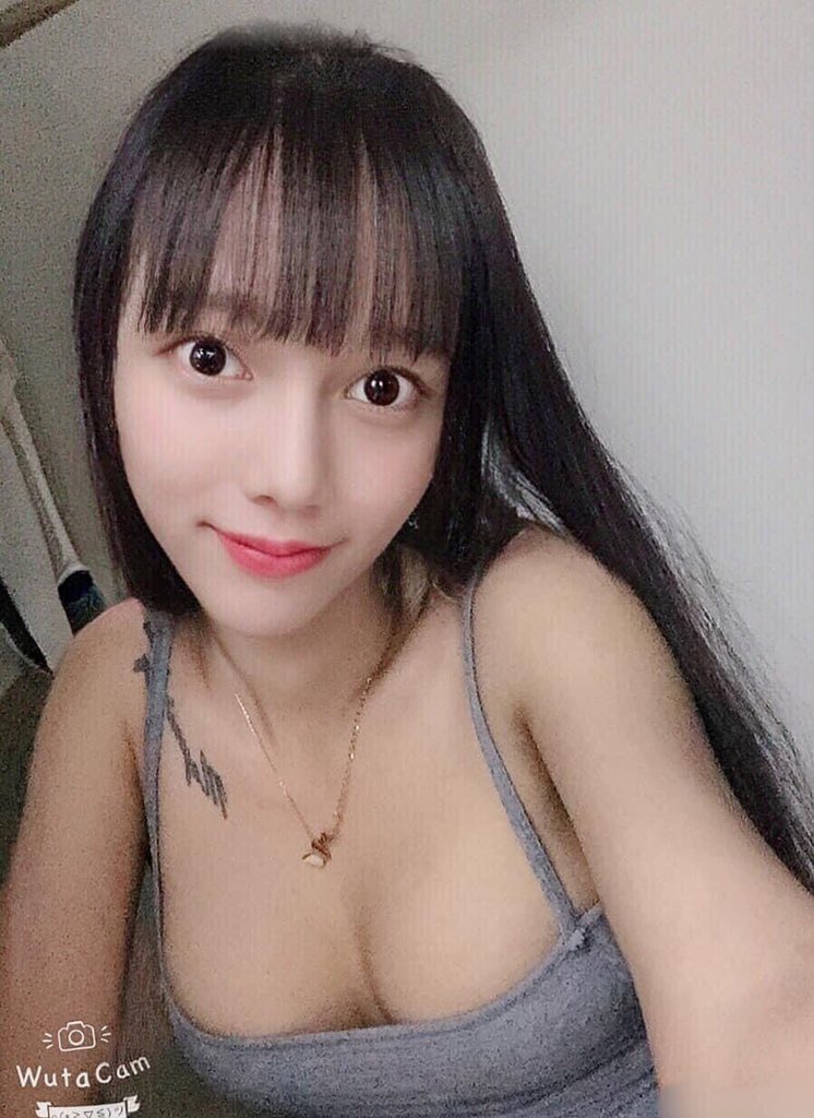 j7fJz83xnBFZdv3's tweet photo. เหงาจังเลืย...😝 https://t.co/iwtlFNGPBx