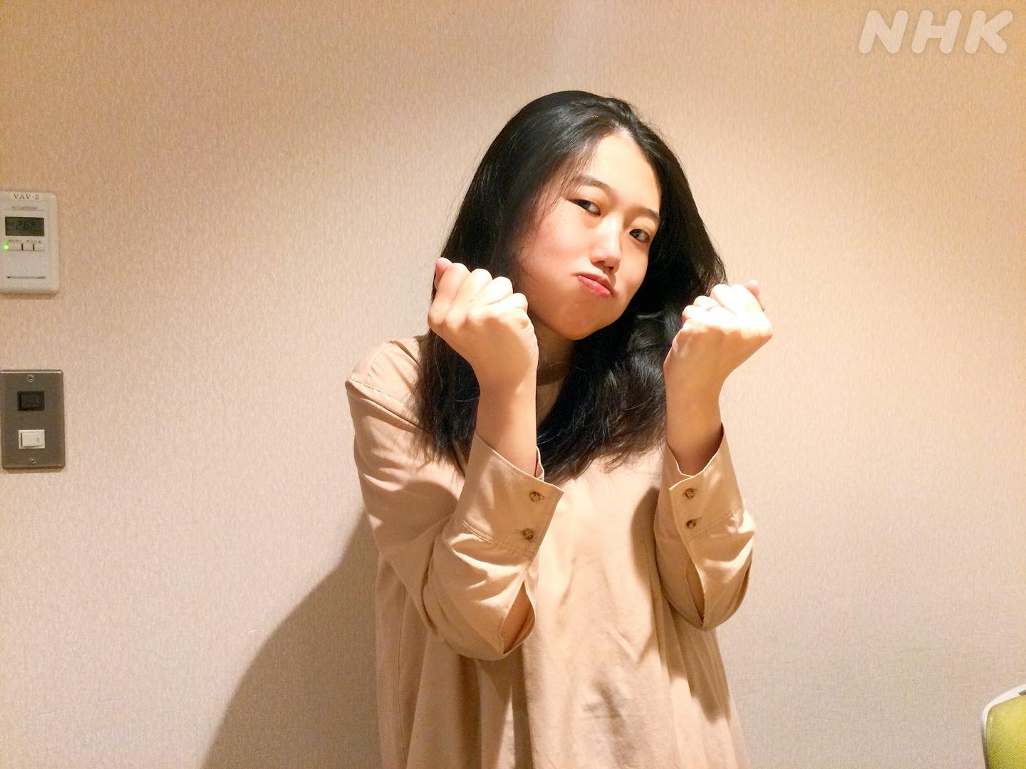 らじらー 夏子せ んぱい 怒らないで せ んぱい の言い方が可愛いまゆちゃん そして 可愛い声の天才でもあるまゆちゃんなら 女性もメロメロにできるはず 夏子先輩が怒ってること を投稿してもらいました Nhkらじらー 乃木坂46 田村真