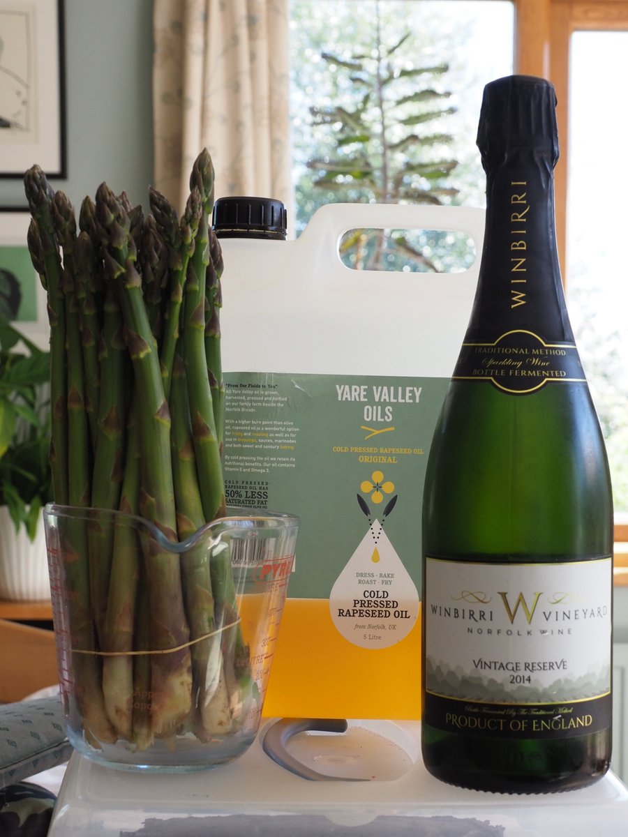 ... plus Smoked Salmon from The Old Smoke House (Raglan Street, Lowestoft), Baron Bigod cheese from Bungay, asparagus from the next village, Rapeseed oil & 'Champagne' from Surlingham ... @FenFarmDairy @yarevalley @Winbirri