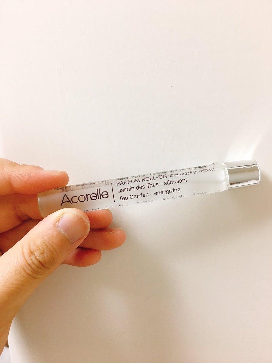 tadabo52's tweet photo. こんばんは😁

暑くなってきて臭いも気になるこの季節

ロールオンフレグランス買ってみました🎶

森の中に居るような良い香り✨

#ロールオンフレグランス
#シークレットガーデン
#アコレル
#EthicalSEA
#エシカルシー https://t.co/cnAYkMPFRh
