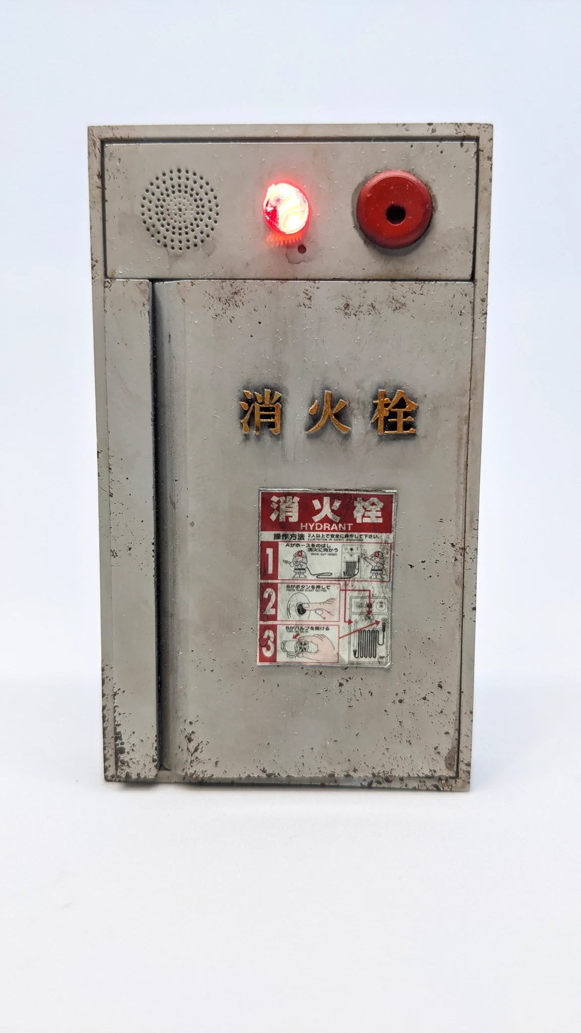 使い込まれた感がいい？消火栓のミニチュア！