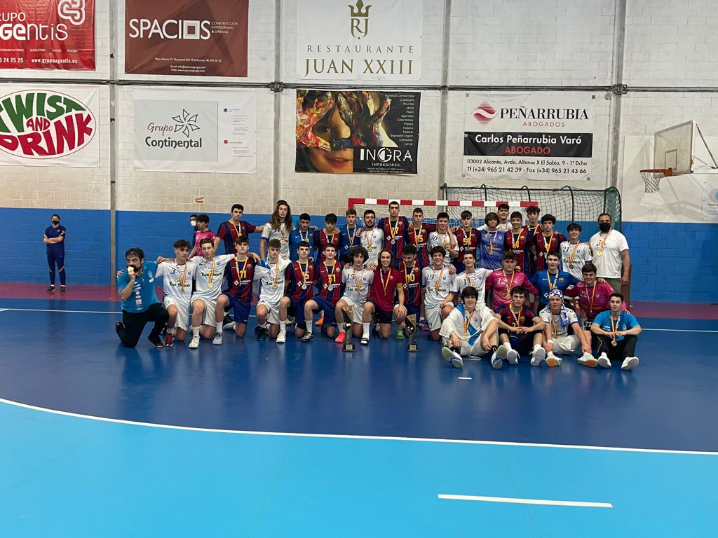 📸 ¡Campeones de España juvenil! 👏👏👏 #SomosCisne #OrgullososdoNoso