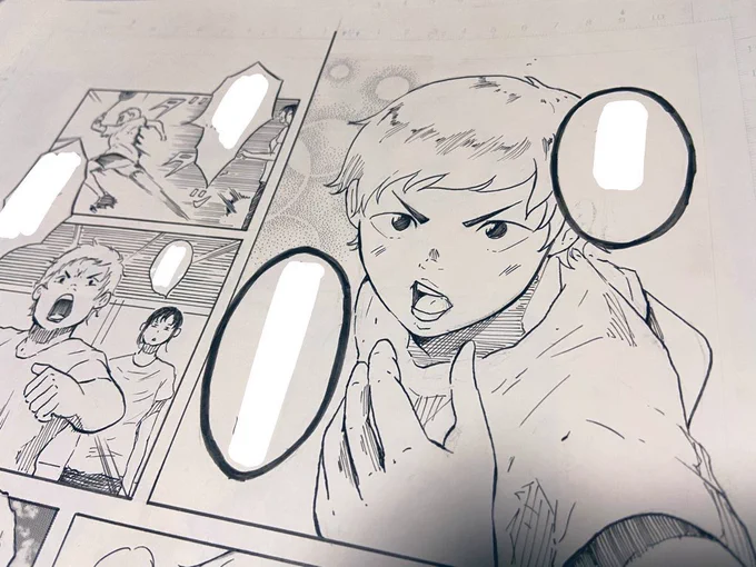 何年も前に投稿した漫画が最近になって帰ってきたんだけど、もうちょっと丁寧に線を引こうよ!ってツッコミ入れながら見てます笑 本当懐かしい 