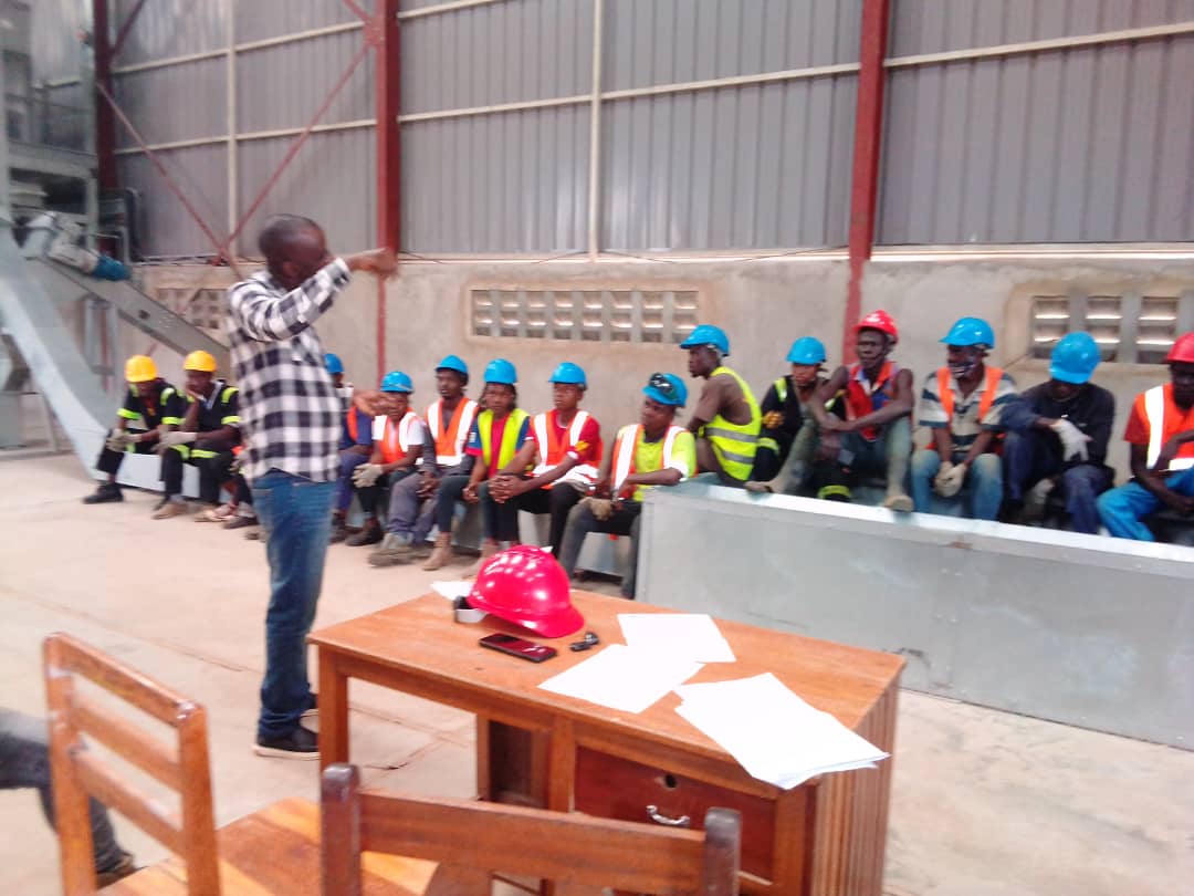 EmmanuelAsiimw5's tweet photo. Intergrated AgriTech training Ugandans in preparation to deliver the export facilitation project.The training was being delivered by Magango Vti and Dit @Educ_SportsUg https://t.co/ACTsvRQLkA