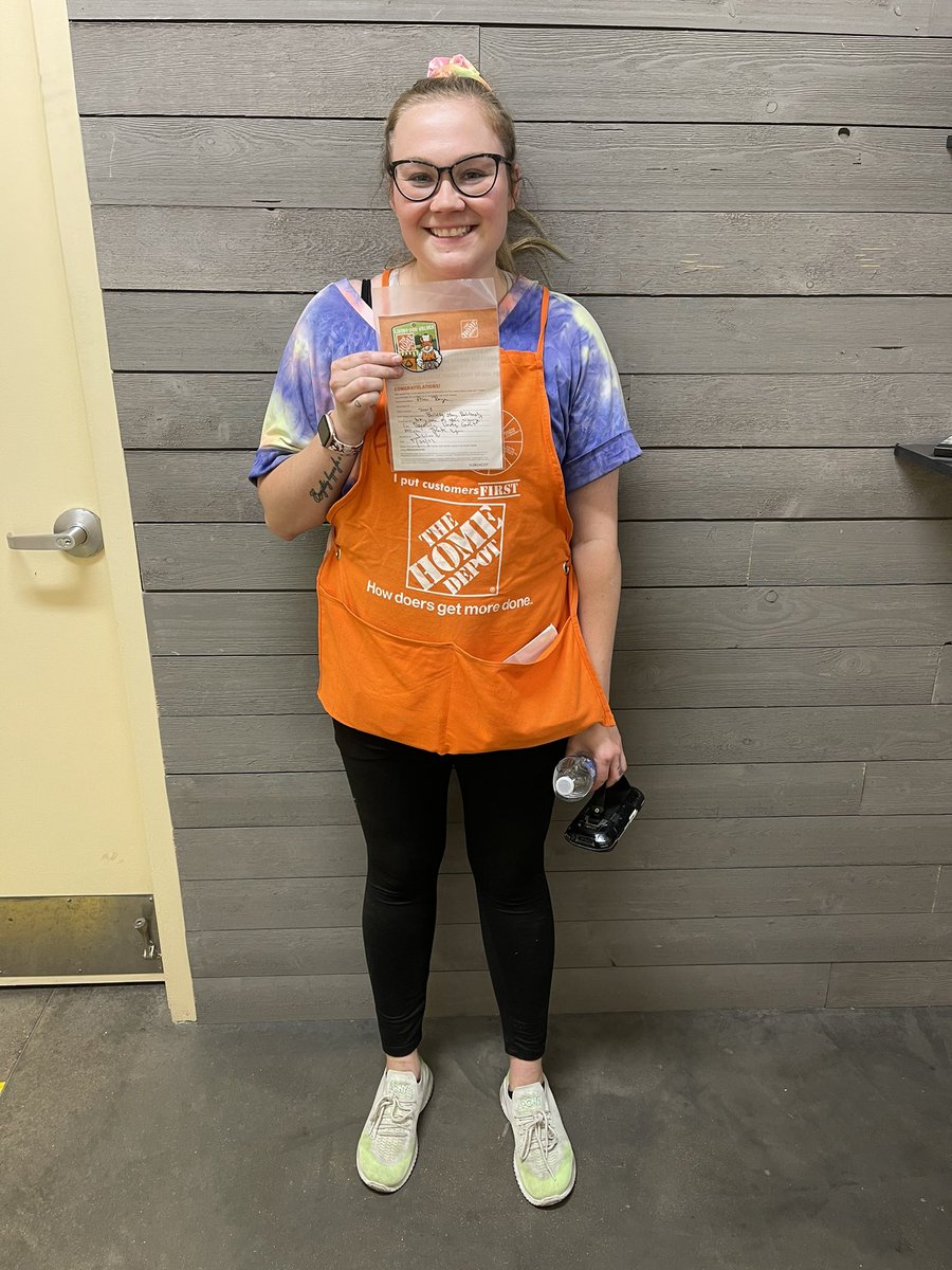 Thank you Alissa for your store partnership, you are greatly appreciated!
#oneteam,<a href="/amazingmet2003/">Laura Wing</a> <a href="/HomeDepotEast/">HomeDepot Evansville</a> <a href="/Linville2003/">Patrick Linville</a> <a href="/iyzdup74/">Di Koester</a> <a href="/hannahhuebnerHD/">Hannah Huebner</a> @alifediscovered <a href="/Jessica_HD_2003/">Jessica Naylor</a> <a href="/andrew_dargon/">Andrew Dargon</a> @reecekruse