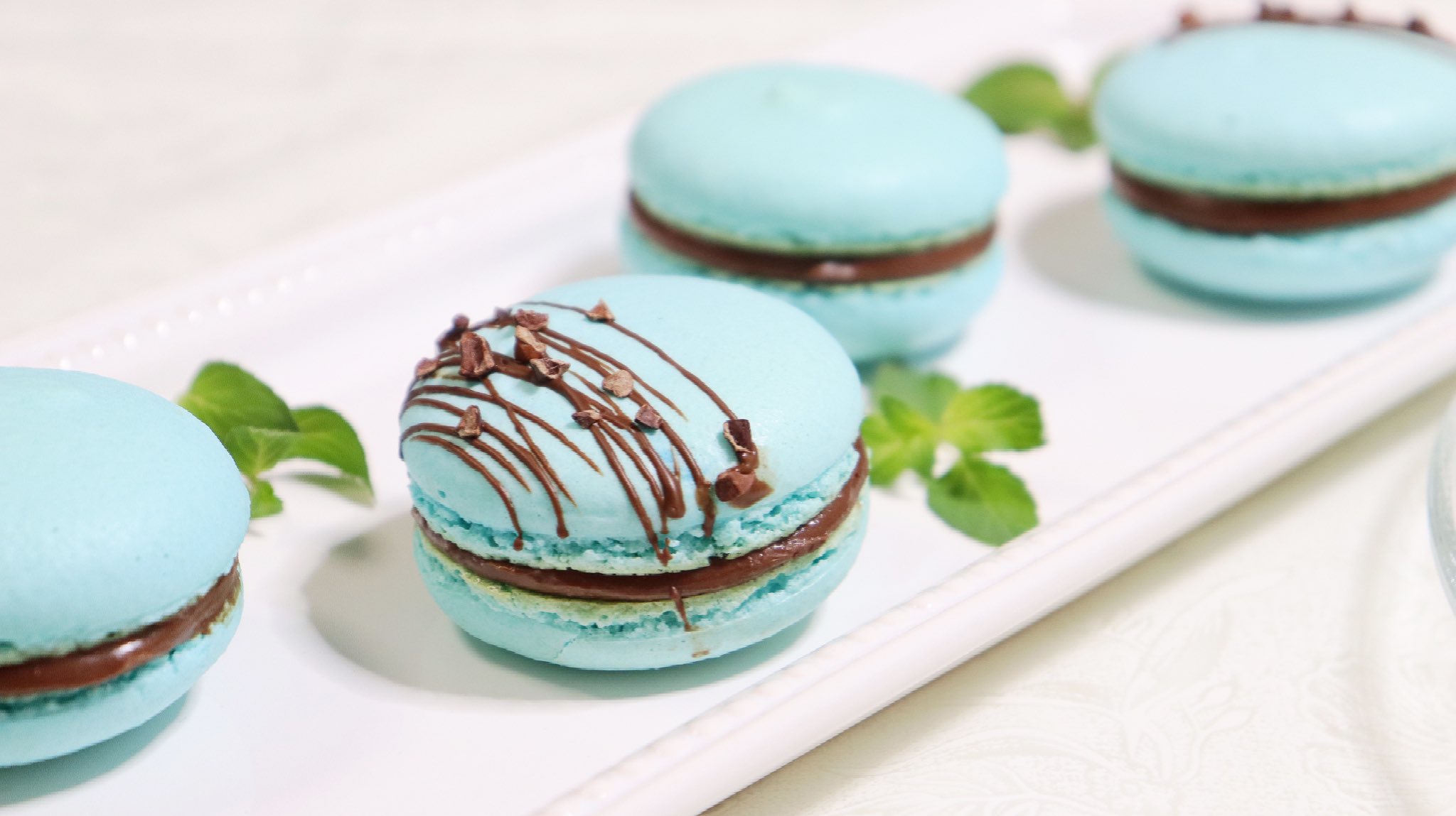 トランクス En Twitter チョコミントコレクション 第1弾 チョコミントマカロン ミントカラーのマカロンコックでチョコ ガナッシュをサンドした マカロンのチョコミント味 生地はフレンチメレンゲでしっとり軽い口溶けながら ミントの薫りをガナッシュに