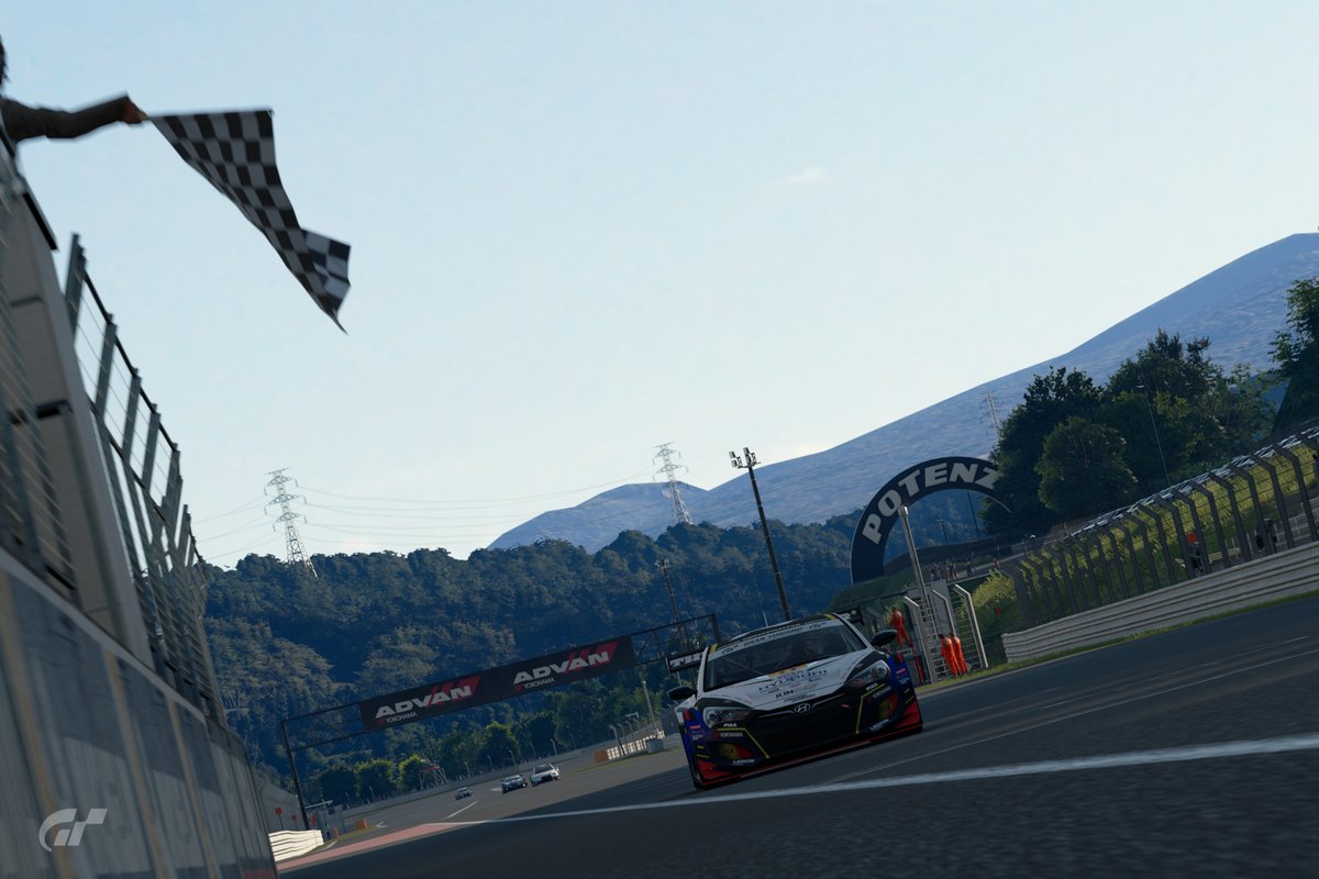 Fred_dude11's tweet photo. @sse_enterprises x AXR are off to a good start in the opening round of the @Official_VRR GT300 cup as I took 3rd in PRO class &amp; @elusion428 a very promising 6th but also won in AM class! let's keep this up for the next round! 💪🏁🏎️🏎️🥉
#Hyundai #VRR https://t.co/TXpheN17mE