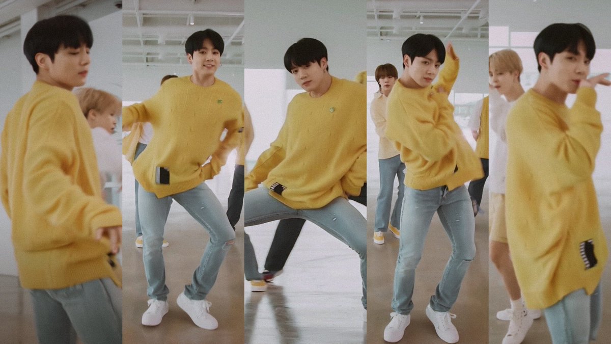 archiveforJK's tweet photo. jungkook in yellow >>>> https://t.co/CWQBYUSUEw
