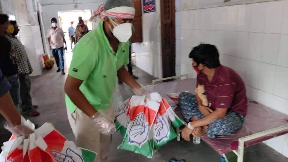 mamtakundu92's tweet photo. What’s happening at #JaiBalasore...
Scene1. Lip service by @Vkpandianfancl1 @DSMishraKLD                   https://t.co/PgpCHCTvO2.         Scene2. The reality of #CycloneYaasUpdate                 https://t.co/HmH8GwknMD.          @Naveen_Odisha @NPatnaikOdisha @NavjyotiPatnaik https://t.co/6e4K0NSgJ5