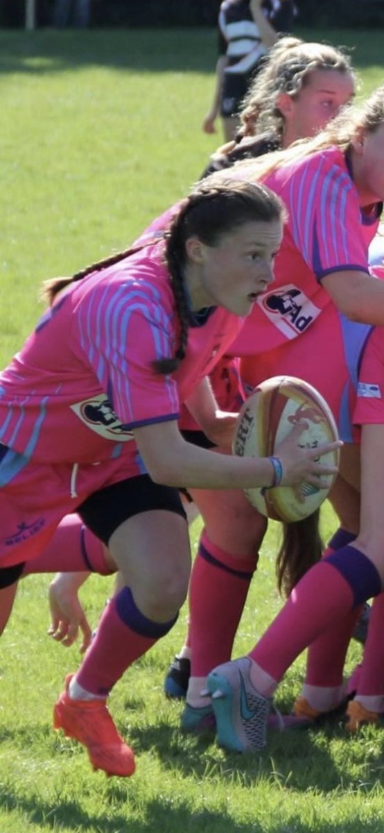 Good luck to <a href="/lucypacker_/">lucy</a> <a href="/HarlequinsWomen/">Harlequins Women 🃏</a> for this afternoon’s @Premier15s Cup Final. #RepHard 🏉 #Quins