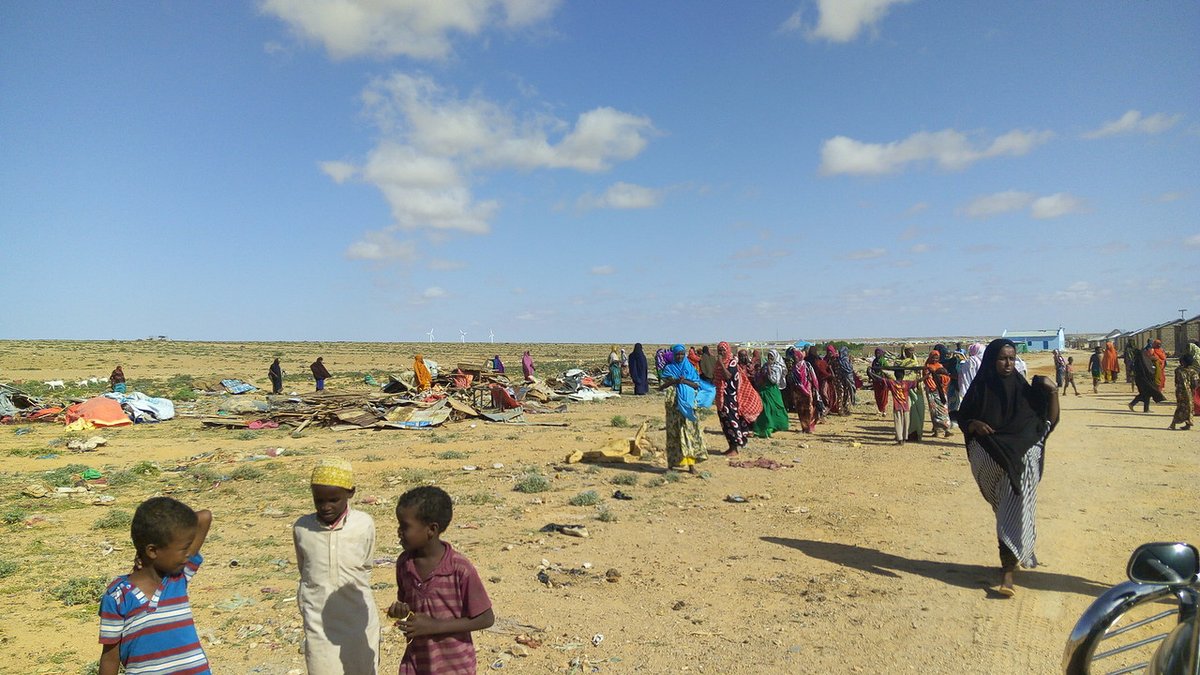 If we fail to respond: ➡️Nearly 3M Somalis will have no access to essential health care. This will result in excess deaths & disease outbreaks. ➡️There will be insufficient resources to address preventable health outbreaks such as AWD/Cholera & COVID-19. #costofinactioninsomalia