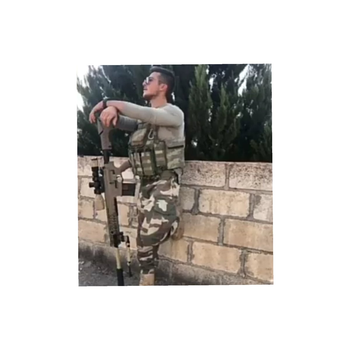 sehitbirhaner's tweet photo. O üniformada,şehit BIRHAN ER"in kokusu var.!
Vatan sağolsun.
#birhaner https://t.co/n9bba8qRuG