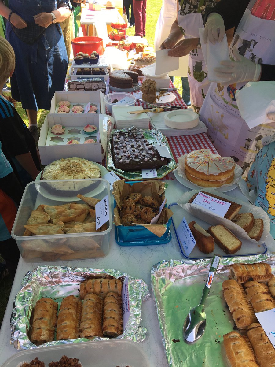 BlackAndGreenWI's tweet photo. It’s been a great day so far #CharltonHouse. The wonderful spread put on by our members has been a great success! #SellingLikeHotcakes https://t.co/diYQK201gJ