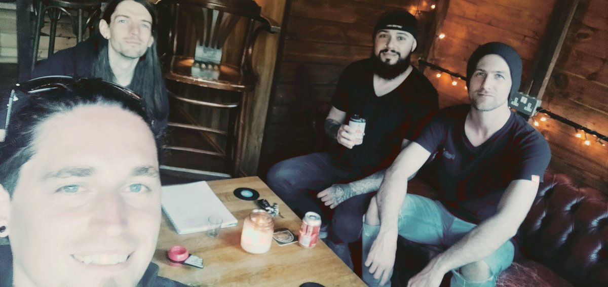 Fahranmusic's tweet image. Back together, catching up, working on some ideas, making some plans. It feels good. What do you want to see from FAHRAN in the next 12 months? 
#fahran #rock #metal #scene #grunge