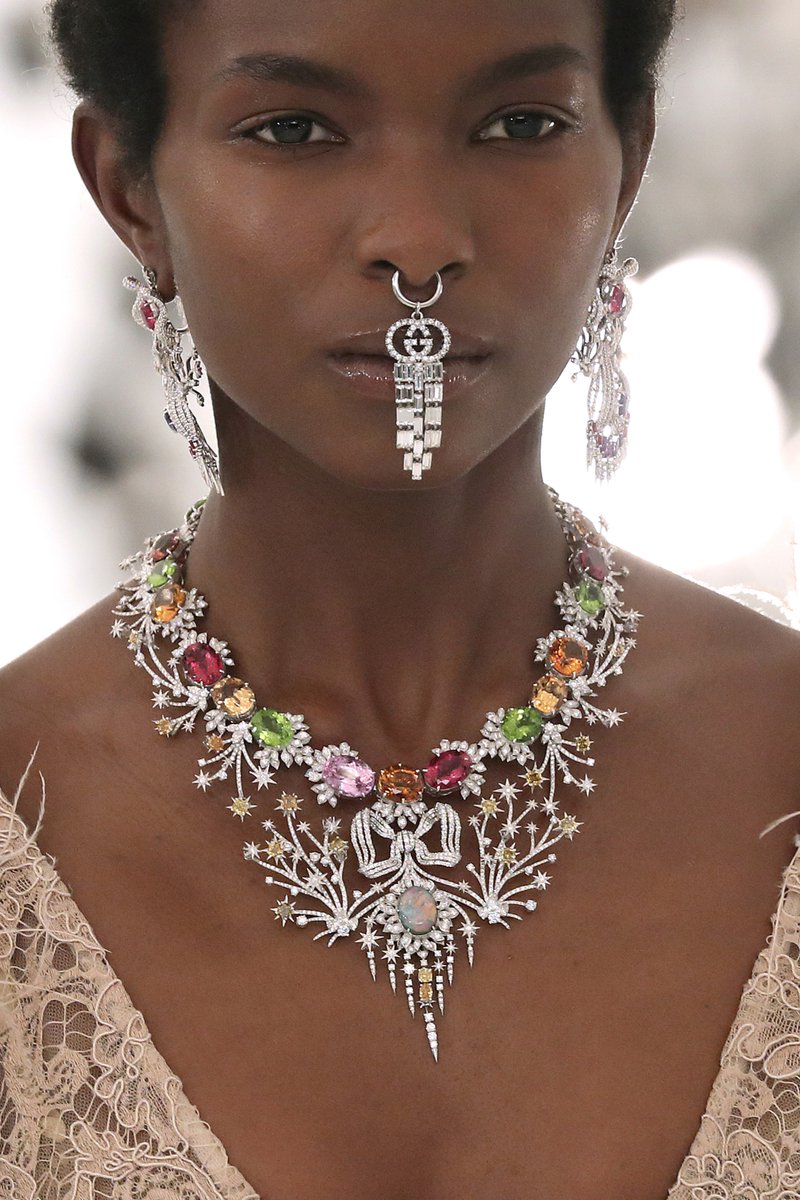 voguemagazine's tweet photo. Logomania is coming for your face: @Chanel and @Gucci are offering face jewels in monogram crystal. Would you wear it?
https://t.co/cqew3NvoYO https://t.co/USHnPO95A7