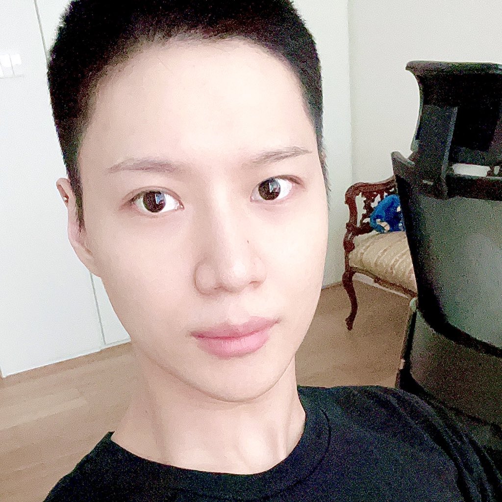 SHINeeFiveBR's tweet photo. [FOTO] 30.05.2021 - #Taemin no Dear U bubbIe

[Créditos: Iysn] https://t.co/d54ojYAqKw