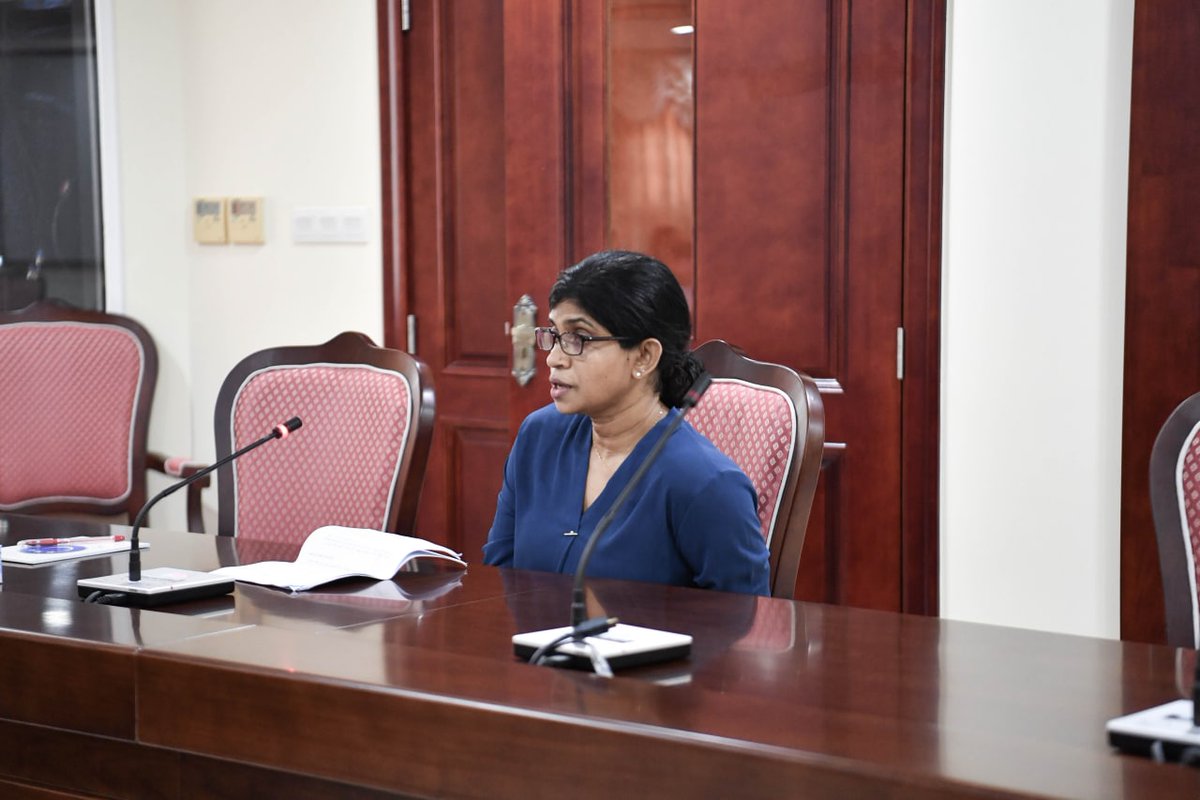 mvpeoplesmajlis's tweet photo. ރައްޔިތުންގެ މަޖިލީހުގެ ރައީސަށް ދެމުން ގެންދާ ސަލާމަތާއި ރައްކާތެރިކަން ބްރީޗްވިގޮތުގެ އިންކުއަރީއާ ގުޅޭގޮތުން ރައްޔިތުންގެ މަޖިލީހުގެ ސަލާމަތީ ޚިދުމަތްތަކާބެހޭ ކޮމިޓީއިން ރައްޔިތުންގެ މަޖިލީހުގެ އަމީން ޢާންމު އަދި ޗީފްއޮފް ބިއުރޯއާއި ބައްދަލުކުރުން https://t.co/T7vQ9OXBb4