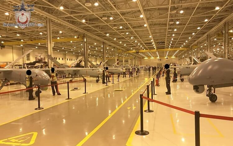 SavunmaSanayiST's tweet photo. TUSAŞ CEO’su Temel KOTİL ANKA İHA sayısını açıkladı

- Sayısı 30'a yaklaşan ANKA Ailesi'ne yeni üyeler geliyor

🔗https://t.co/GE9PNGvTHq https://t.co/eWY16GfRNp