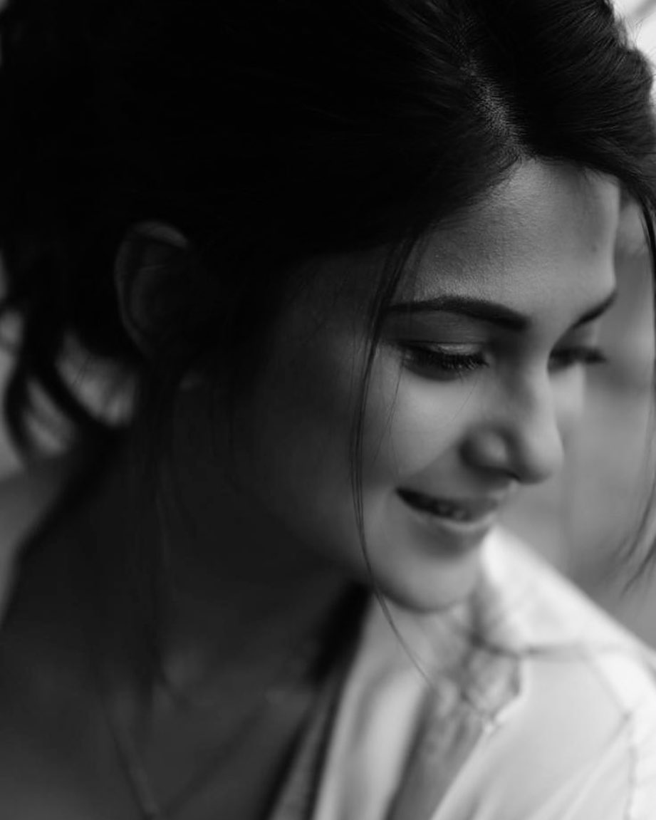 Happy Birthday Jennifer Winget    