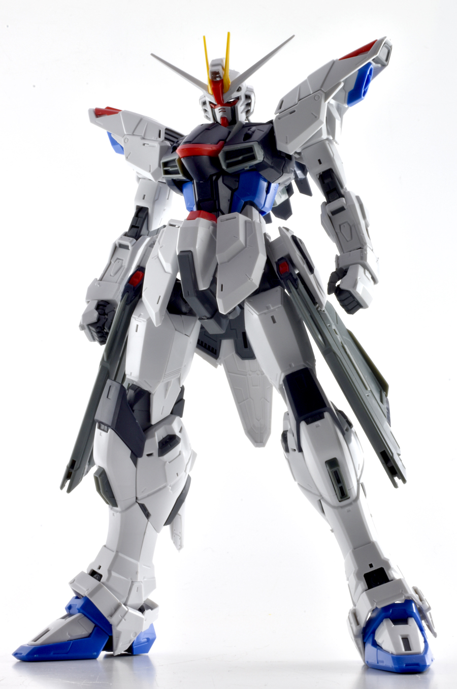 Mg フリーダム 2.0 レビュー バンダイ 海外限定 MG フリーダム