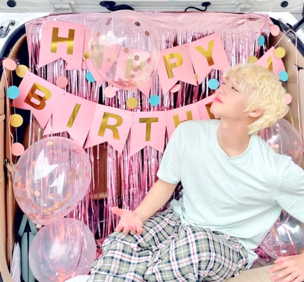 Mays 💗💛💚

QRT the tweets below with your answers for Park Jihoon!

#ParkJihoon #박지훈 
#메이만의_박지훈_생일축하해
#Happy23rd_JihoonDay