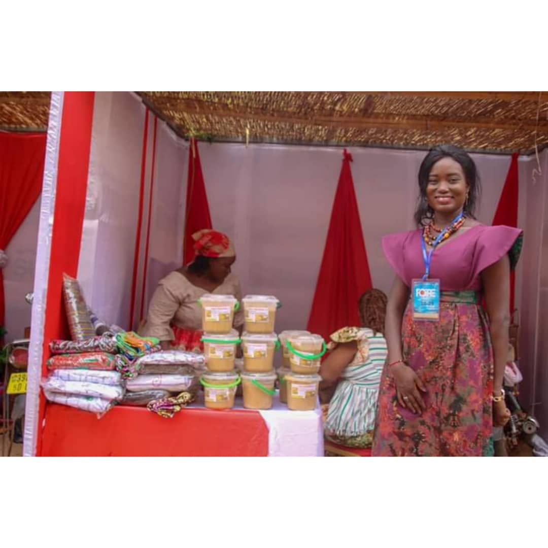 upia_vet's tweet photo. Bonne fête à toutes les Mamans du monde 🌼🌸🌷🌹💮🌺💐 !

#SandrineKONATE you are so stunning.
Elle porte notre robe "YAM".
#kokodonda 
Wathsap 00226 58586508 #upiavêt #femmedynamique #girlspower #queens #inspiration #femmeforte #girls #Kokodonda #BurkinaFaso🇧🇫 #Ouagadougou https://t.co/wef1B3xdL4