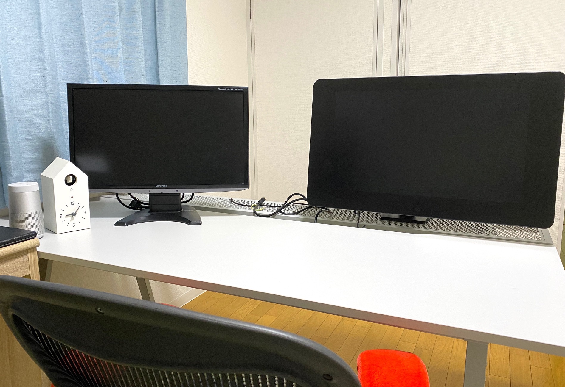 Moa on Twitter Flex ArmでCintiq Proを設置