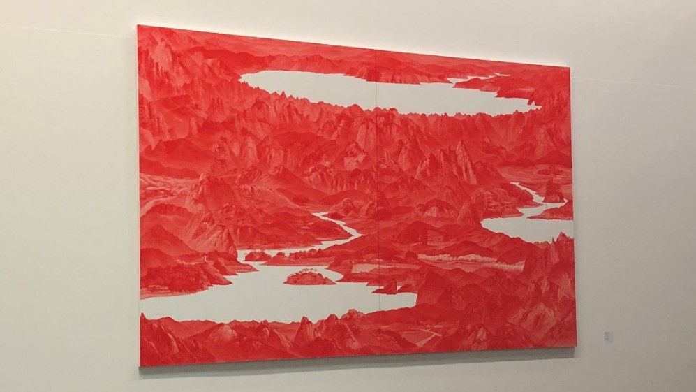 MartinVetterli's tweet photo. Amazing exhibit of The Sigg collection of North and South Korean art.
As if the 38th parallel was running through the @KunstmuseumBern.
#BorderCrossings #SiggCollection
 
https://t.co/gStmCQDGt2 https://t.co/95YSNWUVTX