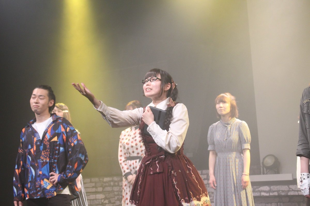 mitsuki_my_actr's tweet image. #BOXinBOX

千穐楽でした。
久しぶりの舞台で、
たくさんの方々に観ていただけて、
そして素敵な方々と、素敵なお話の一部になれて本当にしあわせです。

また舞台にも立たせてください。
まだまだ、夢の続きをみさせてね。

本当にありがとうございました…！

莉花役👓📱山腰美月