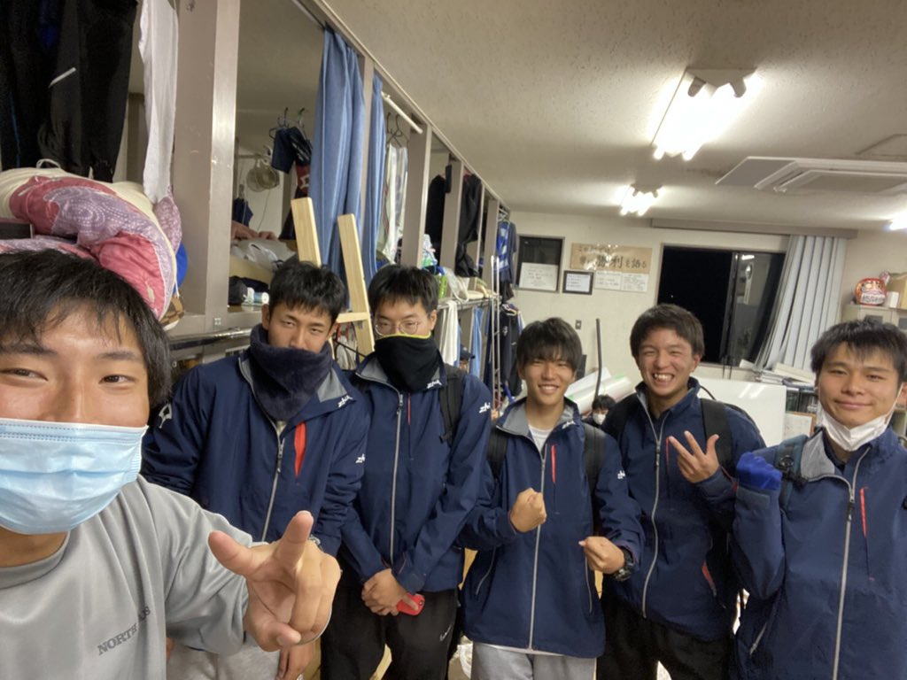 ouyc2021's tweet image. みなさん自粛期間はどう過ごしていますか？退屈していませんか？
そんなあなたにおすすめなのがヨット部⛵️
朝はチャリで練習に行き、ヨットに乗って、夜も一緒にご飯を食べて、充実した週末を過ごせます☺️
暇な土日を過ごすより私たちと青春しませんか？？